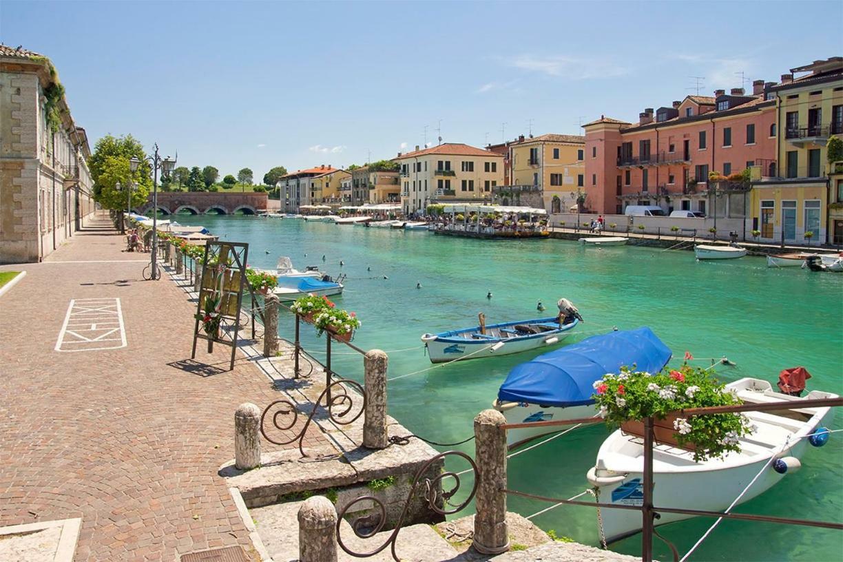 Appartamento La Madonnina Di Cathy Peschiera del Garda Exterior photo
